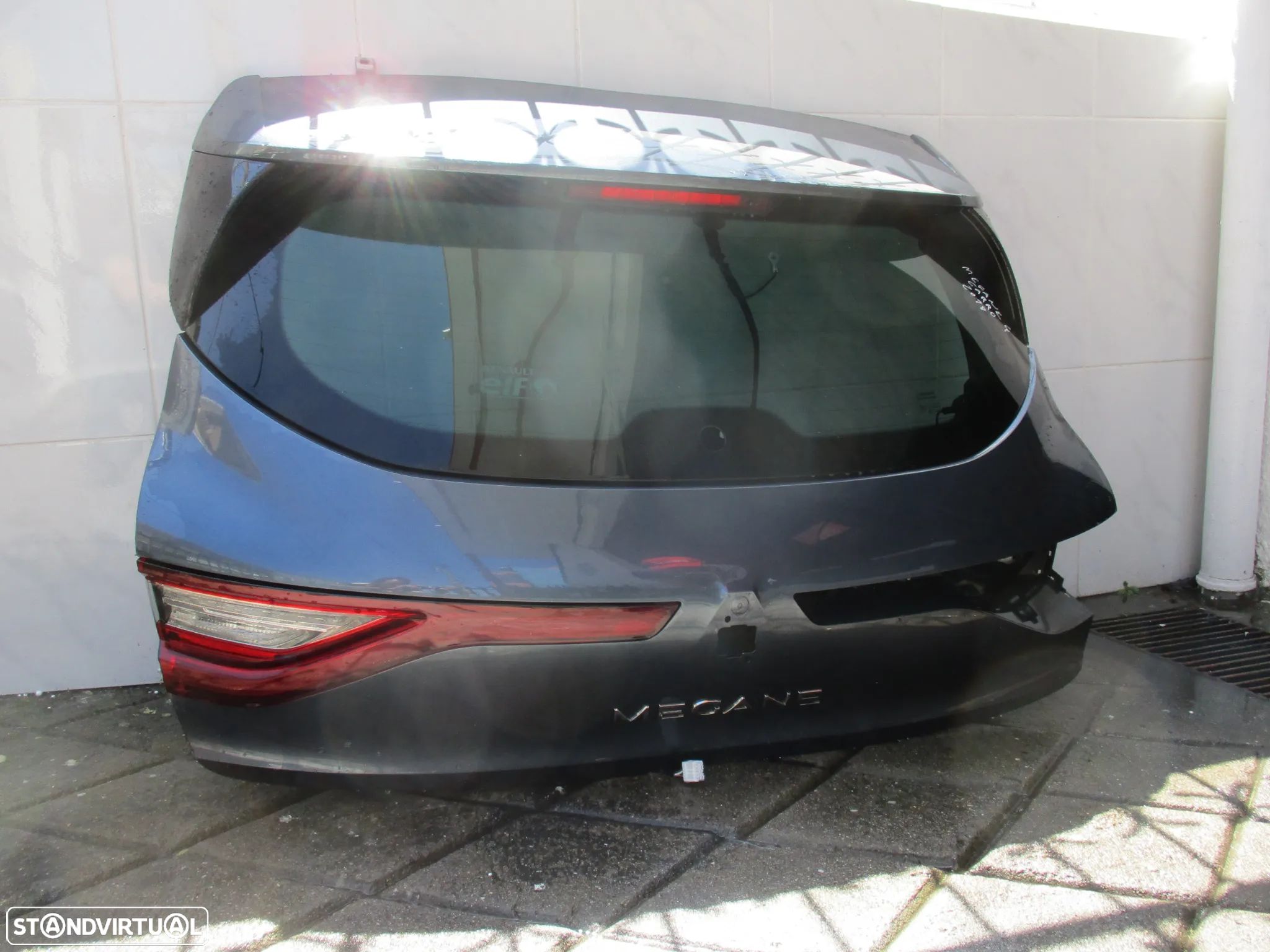 Tampa de Mala Renault Megane IV 4 Carro 2018 - 1