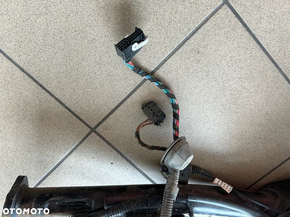 HAK HOLOWNICZY 5G0803880D VW GOLF VII - 6