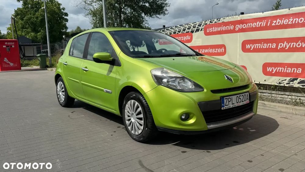 Renault Clio - 1