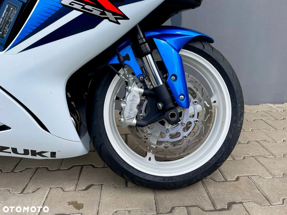 Suzuki GSX-R - 17