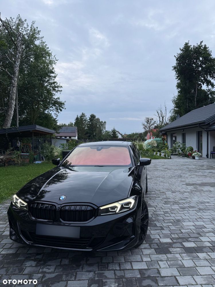 BMW Seria 3 330i xDrive - 1