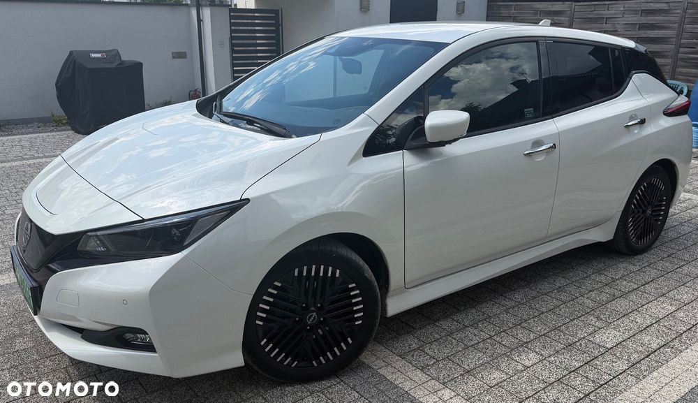 Nissan Leaf 40kWh N-Connecta - 1