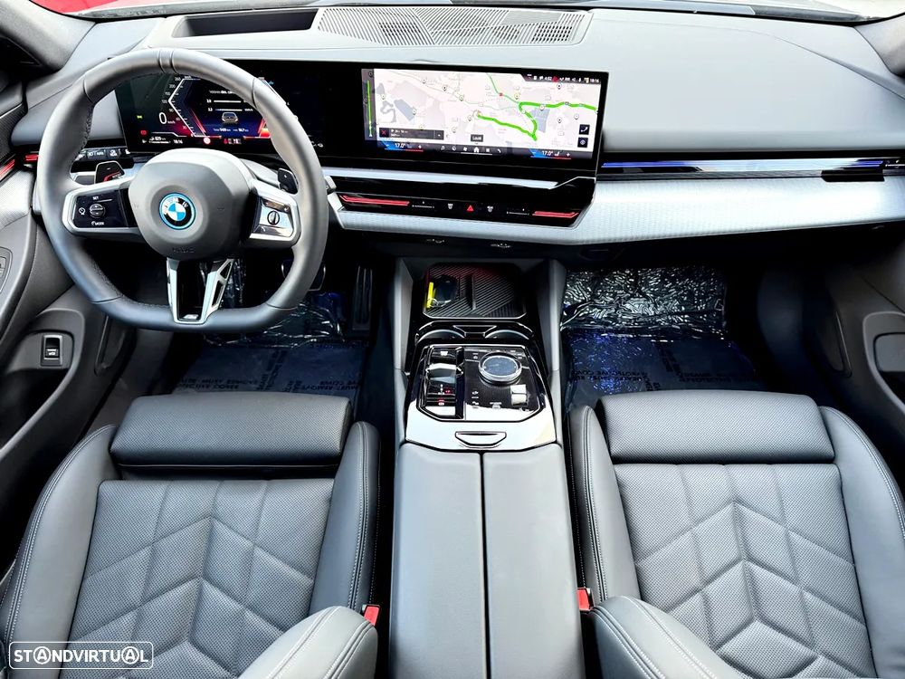 BMW 530 e Pack Desportivo M Pro - 9