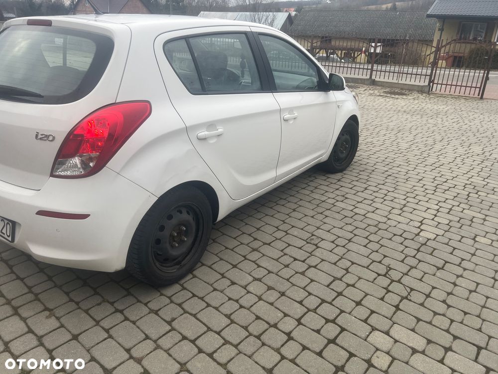 Hyundai i20 1.2 Trend - 6