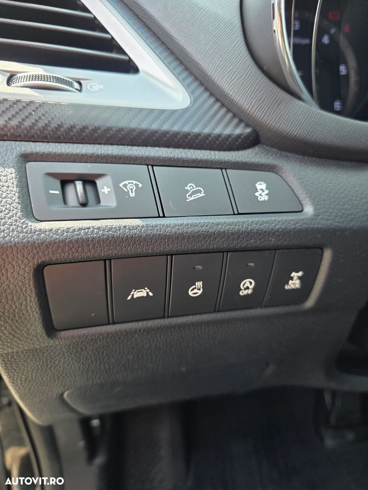 Hyundai Santa Fe 2.2 CRDi 4WD Premium - 10