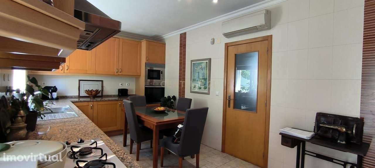 MORADIA com PISCINA - AZEITÂO - Grande imagem: 5/19