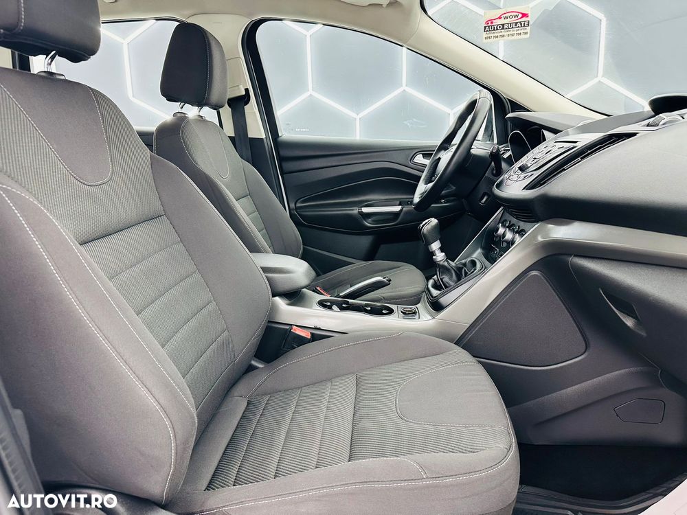 Ford Kuga 2.0 TDCi 4x4 Trend - 17