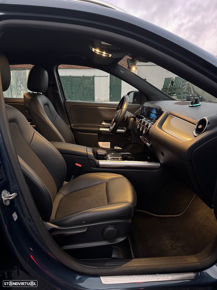 Mercedes-Benz GLA 180 d - 8