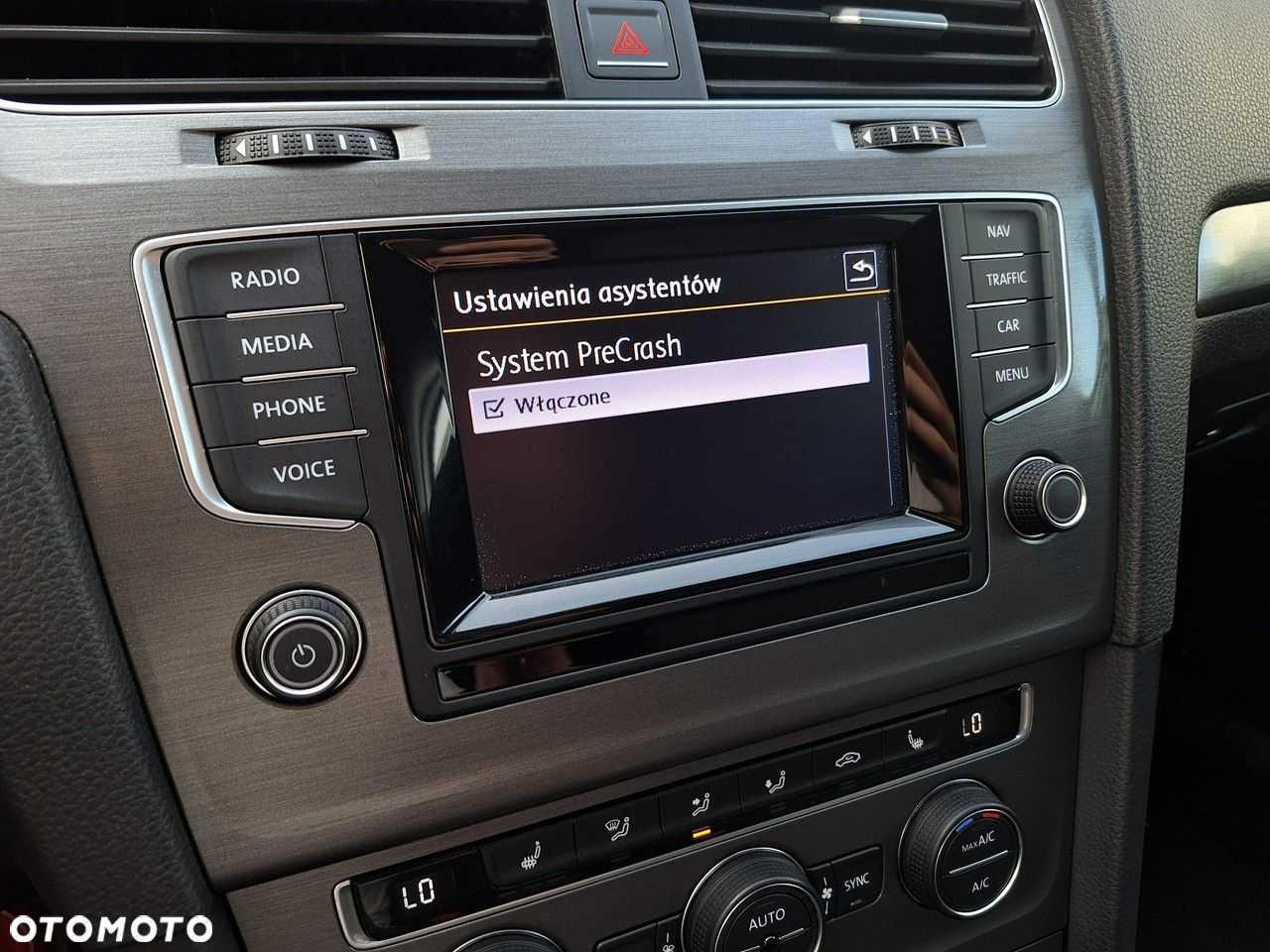 Volkswagen Golf - 19