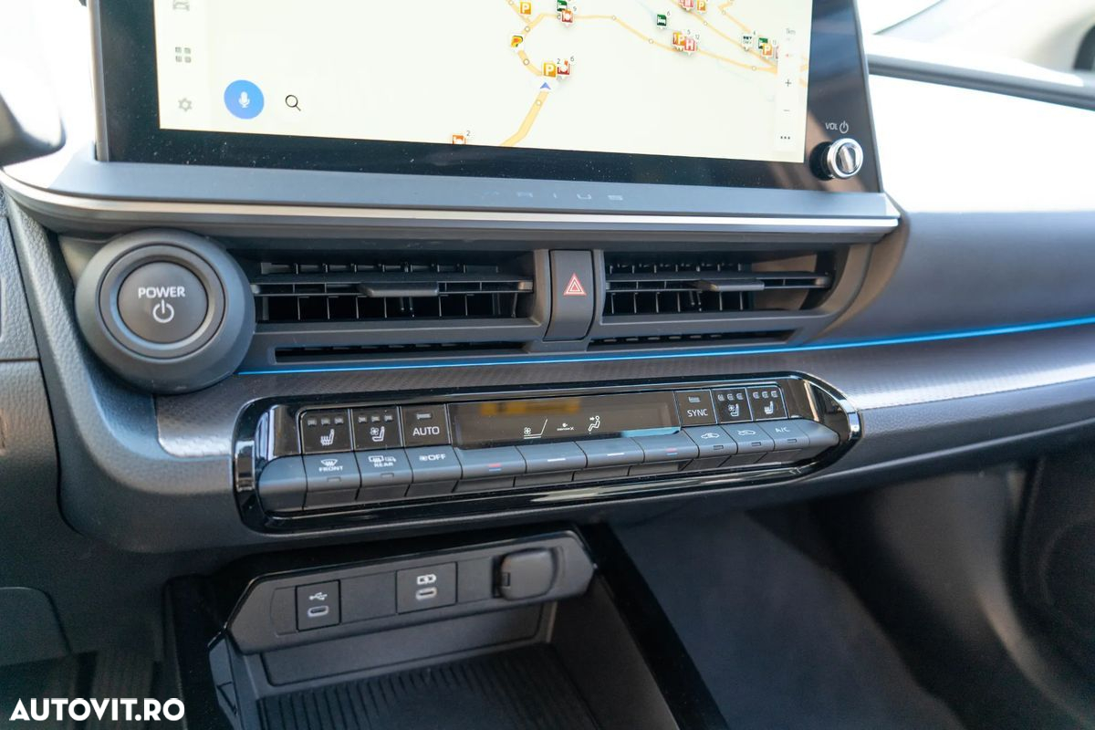 Toyota Prius - 16
