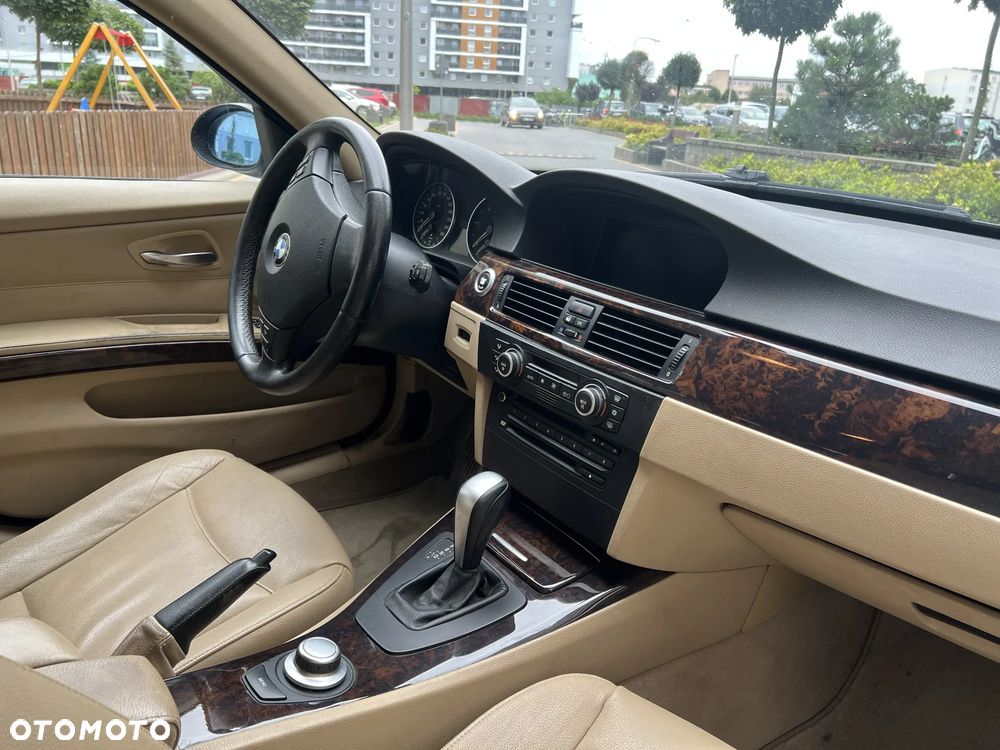 BMW Seria 3 320d DPF - 11