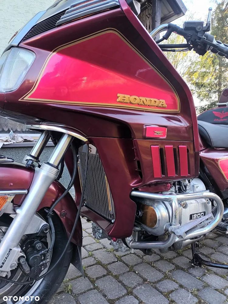 Honda GL - 6