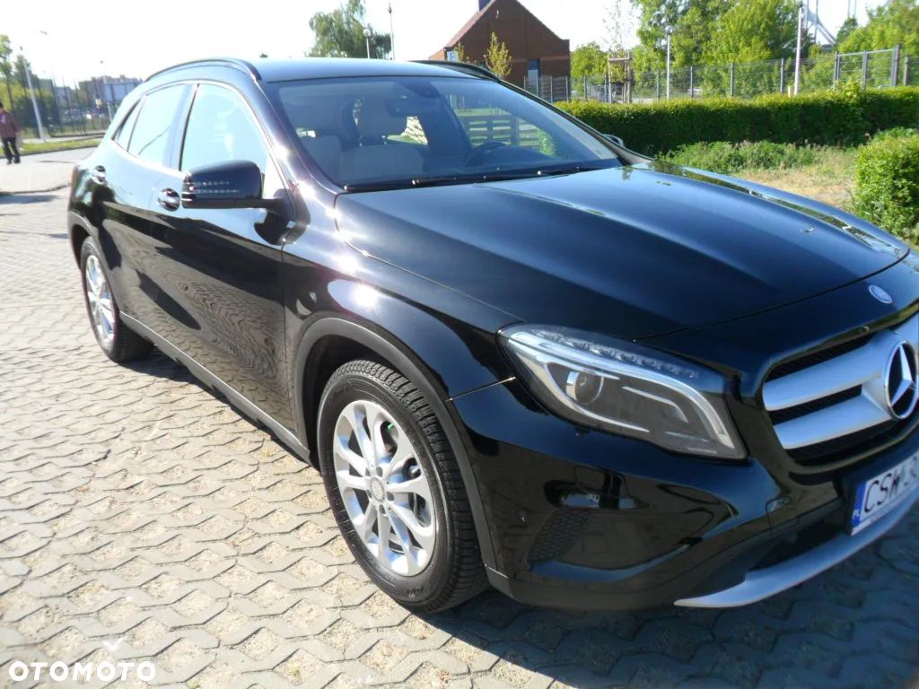 Mercedes-Benz GLA - 1