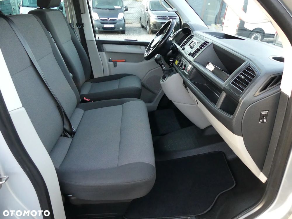 Volkswagen Transporter Caravelle Lang Comfortline - 15