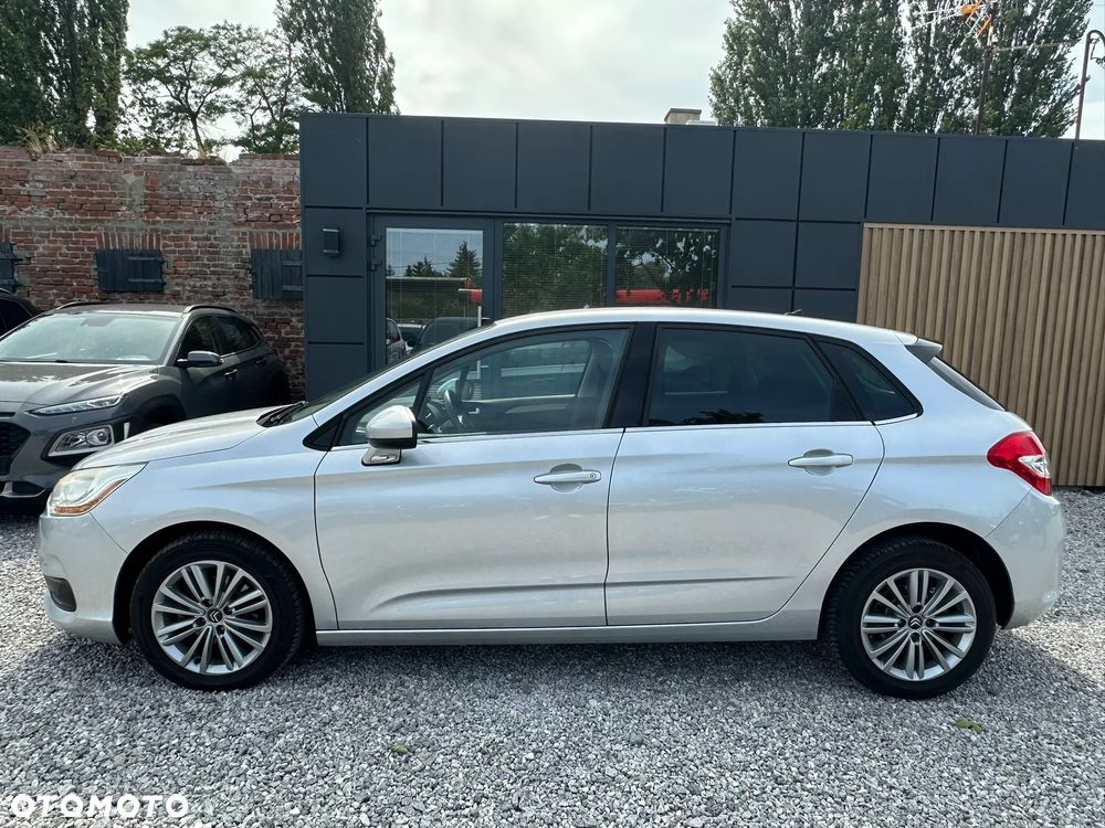 Citroën C4 VTi 120 Attraction - 6