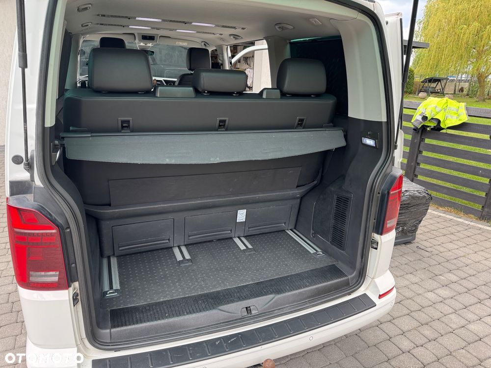 Volkswagen Multivan - 18