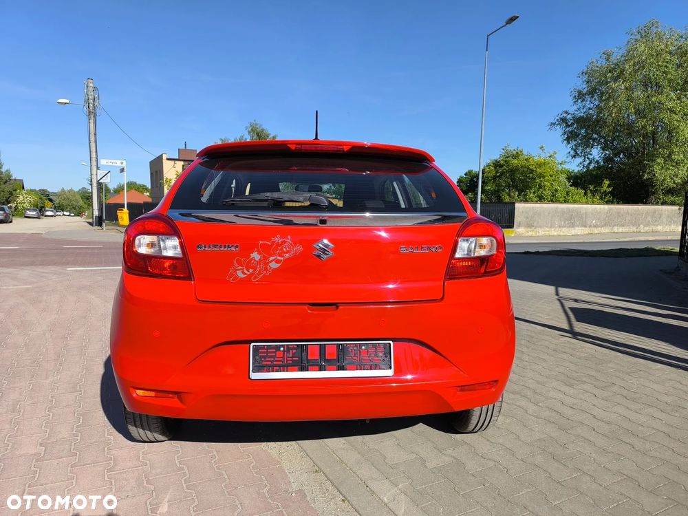 Suzuki Baleno 1.2 Premium Plus - 8
