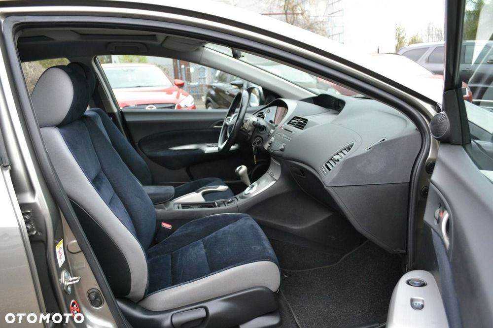 Honda Civic 1.8i-VTEC Automatik Executive - 12