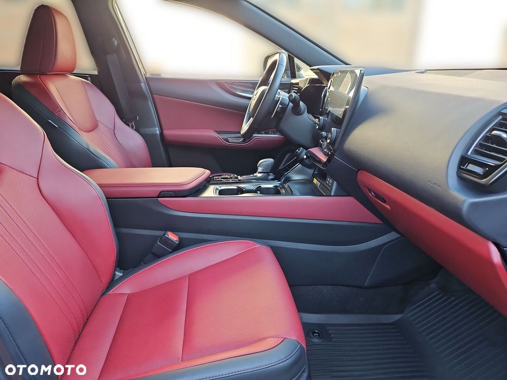 Lexus NX 350h Prestige AWD - 24