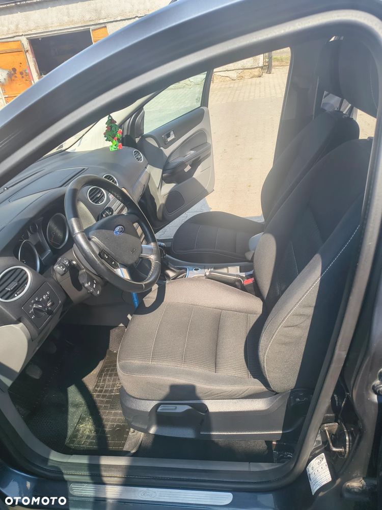 Ford Focus - 9