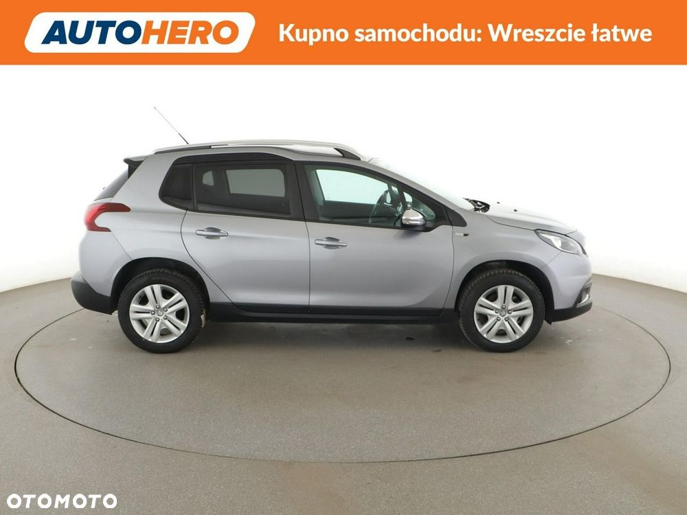 Peugeot 2008 1.2 Pure Tech Style S&S - 10