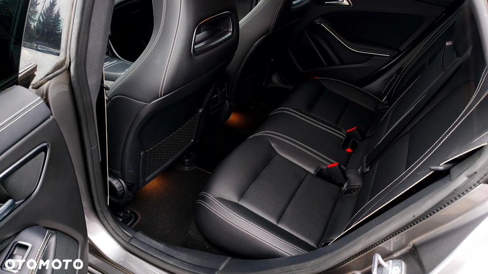 Mercedes-Benz CLA 200 (CDI) d 7G-DCT - 13