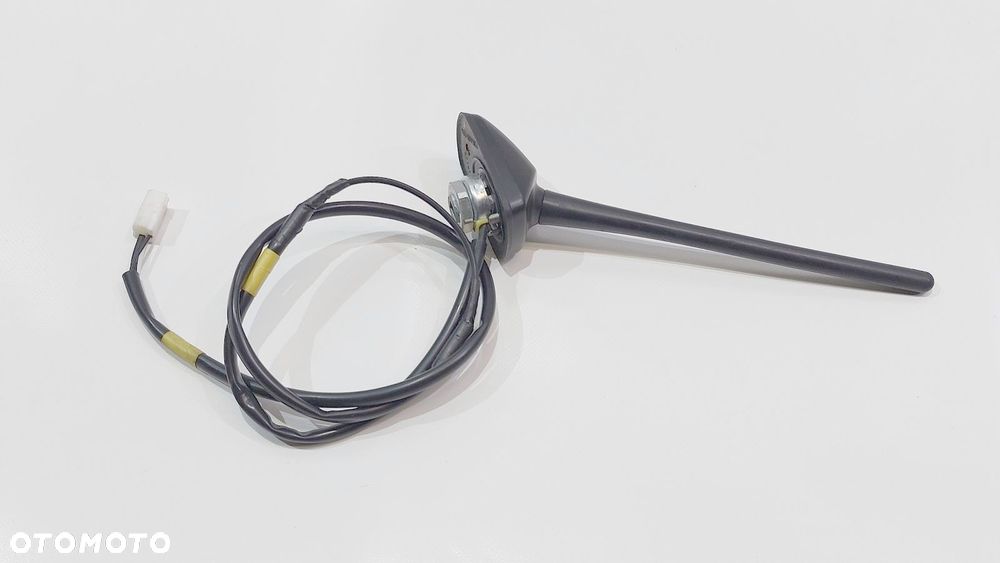 antena dachowa podstawa toyota verso 09-18r - 2