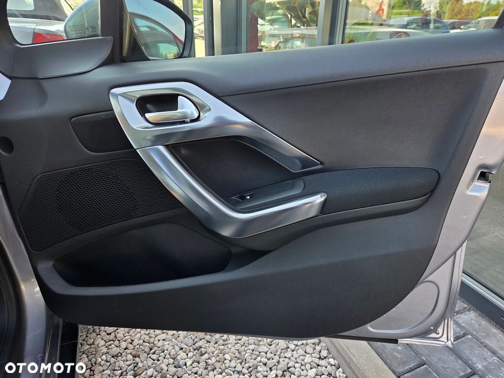 Peugeot 2008 PureTech 110 Stop&Start Style - 37