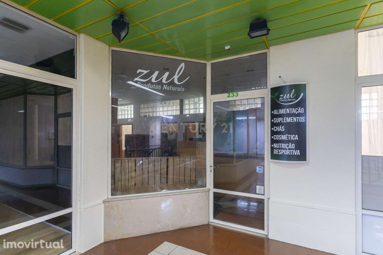 Loja Centro Comercial Amora - Grande imagem: 4/40