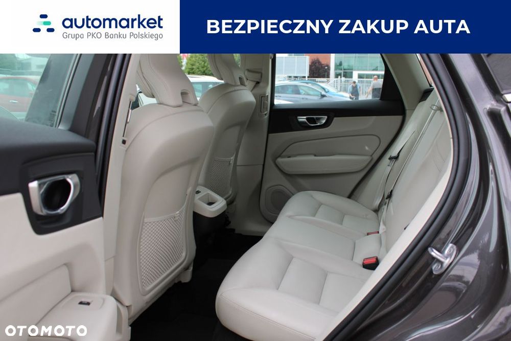 Volvo XC 60 B4 D AWD Plus Bright - 10