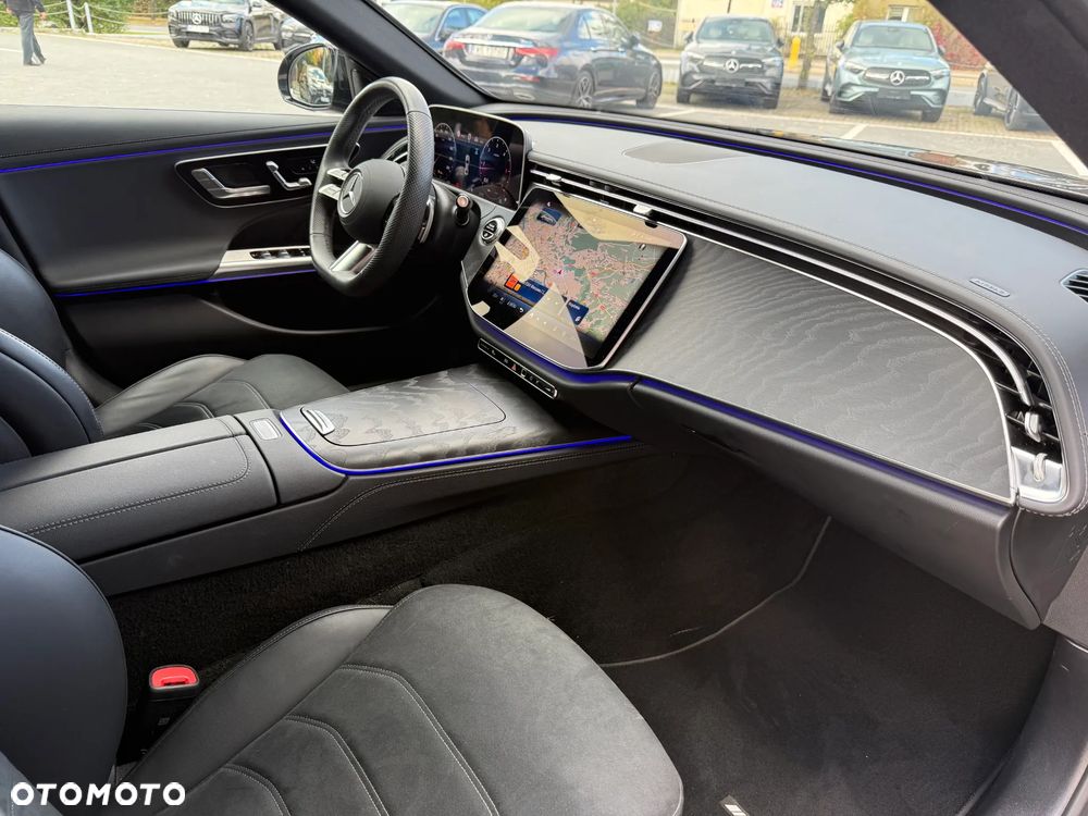 Mercedes-Benz Klasa E 220 d 9G-TRONIC Edition AMG Line - 17