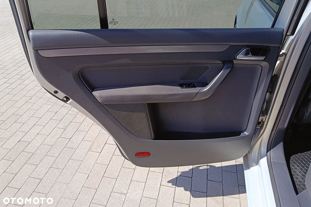 Volkswagen Touran 1.4 TSI DSG Comfortline - 30