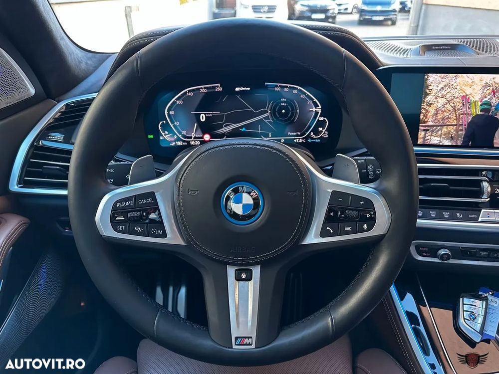 BMW X5 xDrive45e - 16