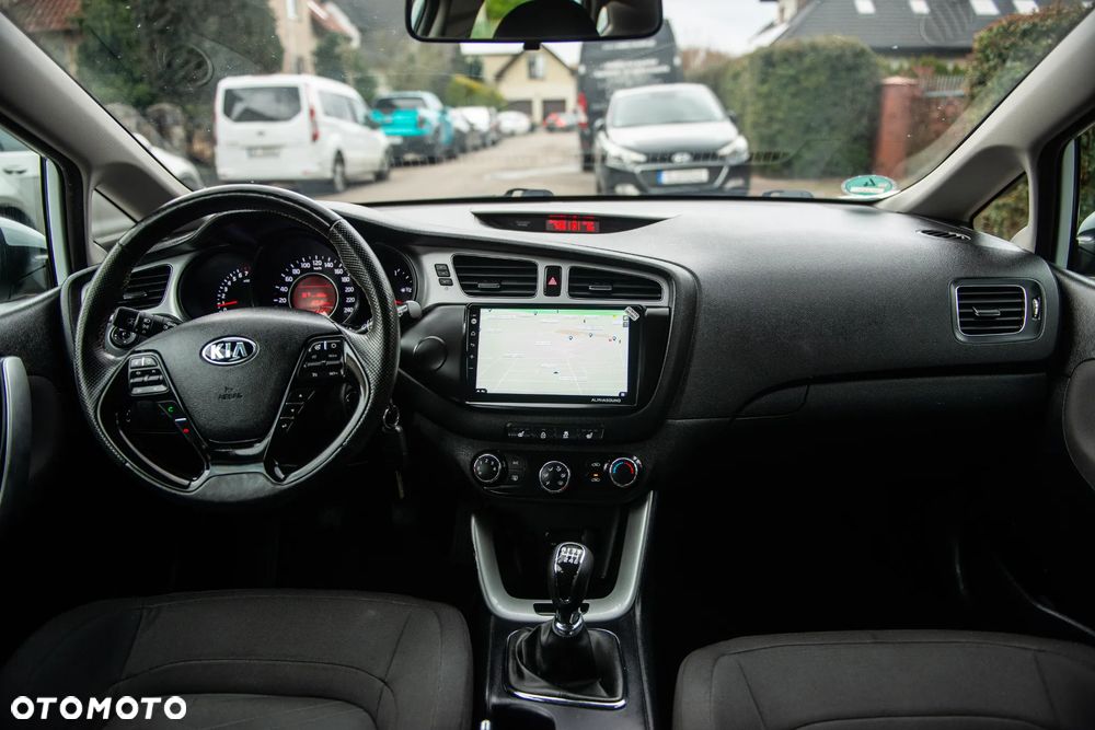 Kia Ceed 1.4 CVVT Vision - 31