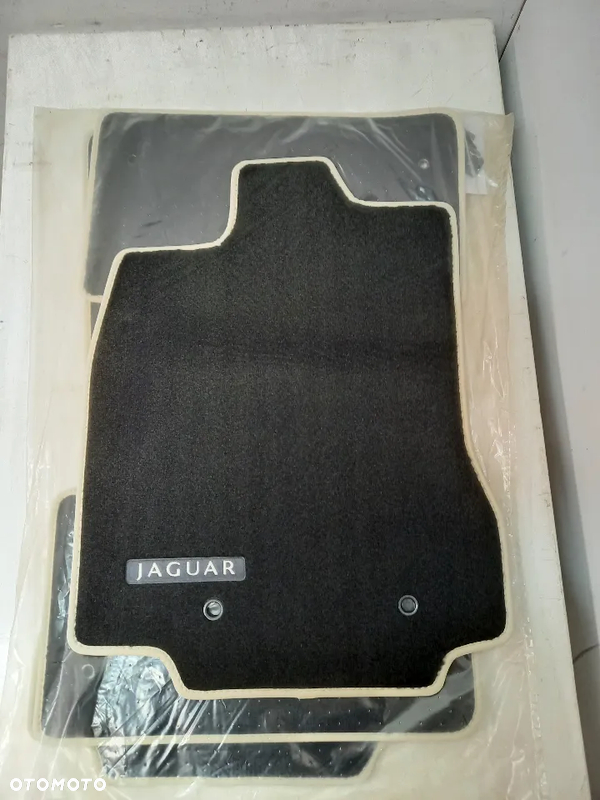 Jaguar XF X250 250 BX23 CX23 dywanik wykladziny dywaniki NOWE OEM