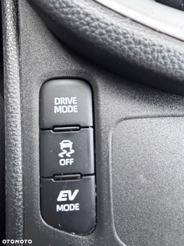 Toyota Yaris Cross Hybrid 1.5 Comfort - 28
