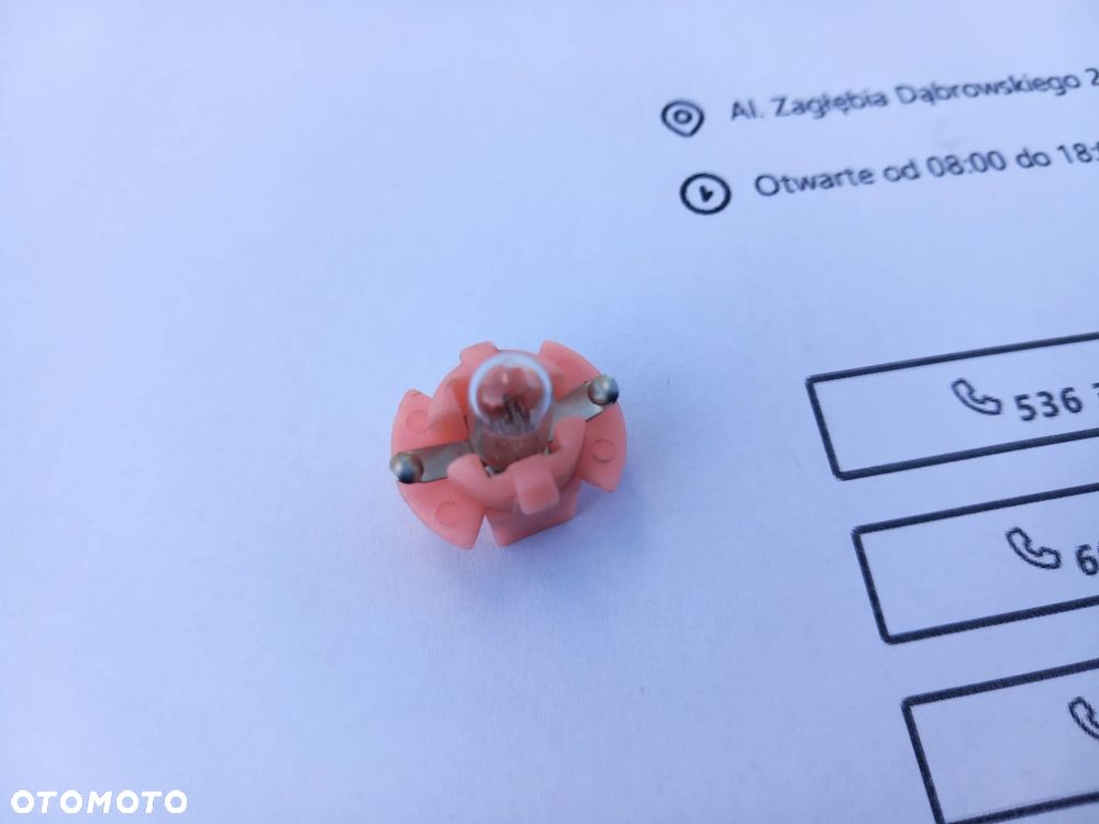 Żarówka oświetlenia tablicy rozdzielczej z oprawką Ford 7358627 - 3