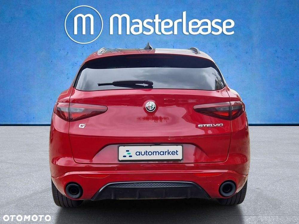 Alfa Romeo Stelvio - 5