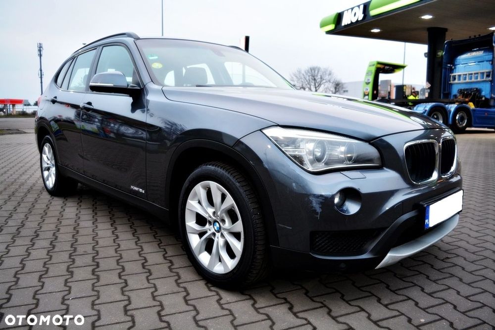 BMW X1 xDrive18d xLine - 17