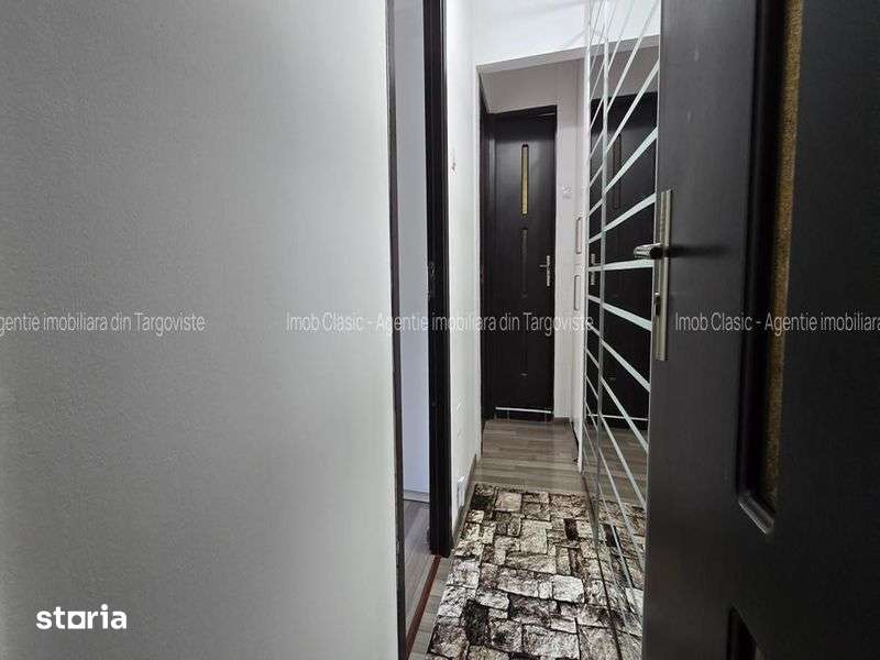 Etaj 1, micro 3 Targoviste, vanzare apartament 3 camere — fotografia 2