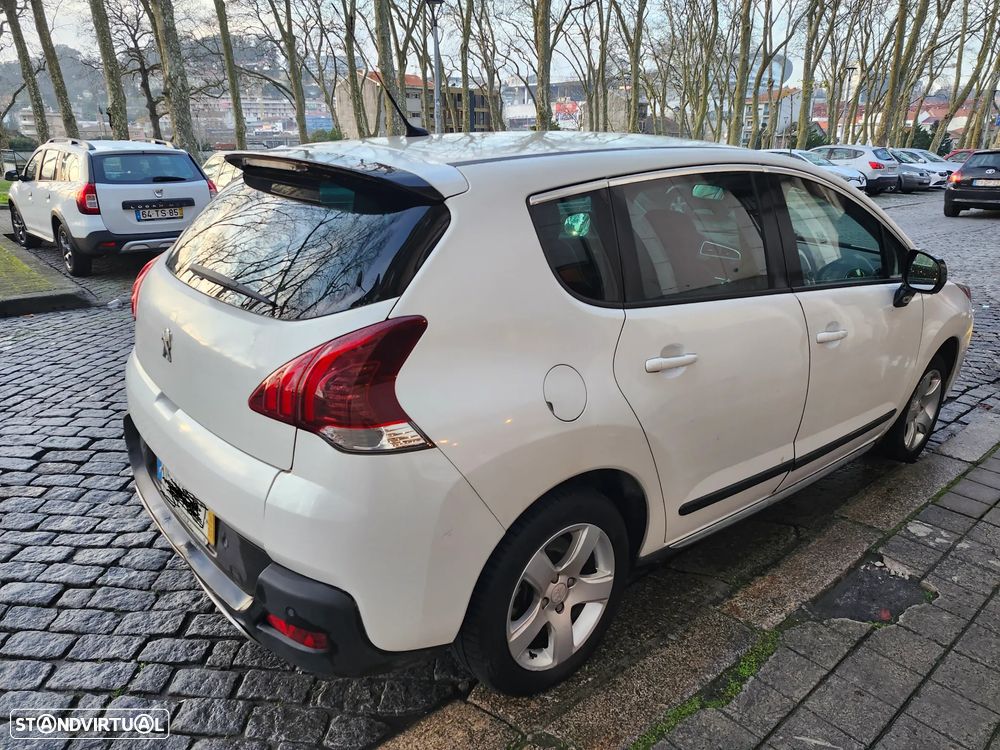 Peugeot 3008 2.0 HDi Hybrid4 - 3
