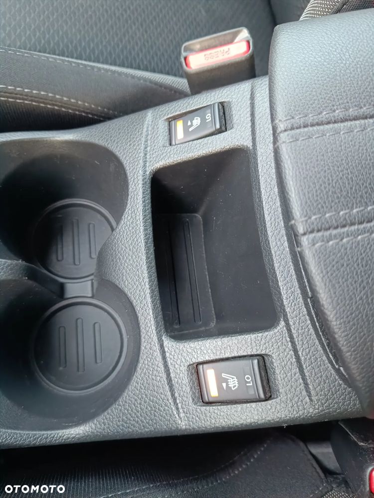 Nissan Qashqai - 12