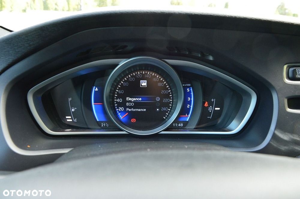 Volvo V40 D4 RDesign - 29