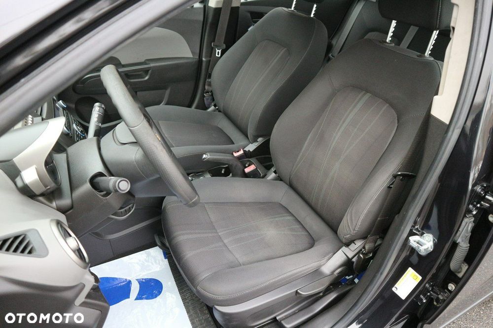 Chevrolet Aveo 1.2 LT - 27