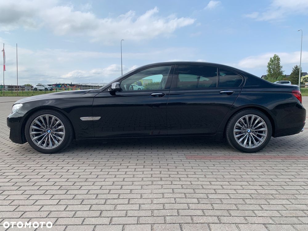 BMW Seria 7 730d - 8