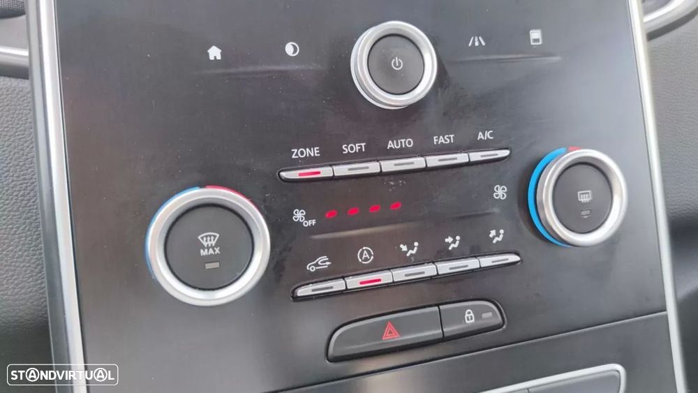 Renault Scénic 1.5 dCi Bose Edition EDC SS - 9