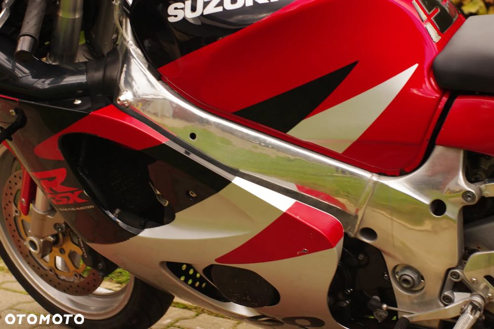 Suzuki GSX-R - 18