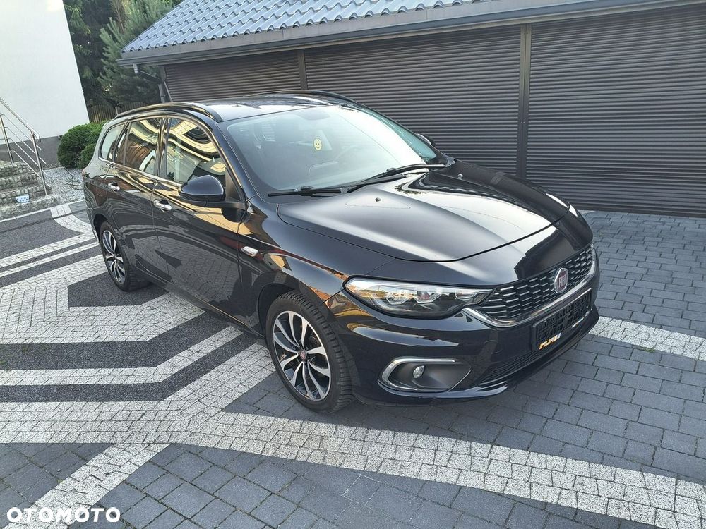 Fiat Tipo 1.4 T-Jet 16v Lounge EU6d - 23