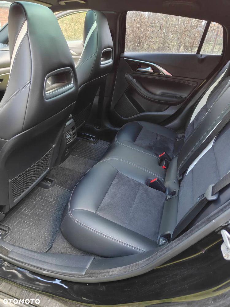 Infiniti Q30 1.5d Premium - 35