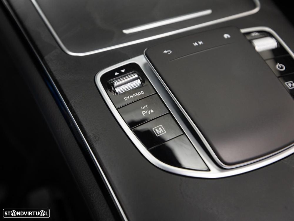 Mercedes-Benz GLC 300 de 4Matic 9G-TRONIC AMG Line - 29